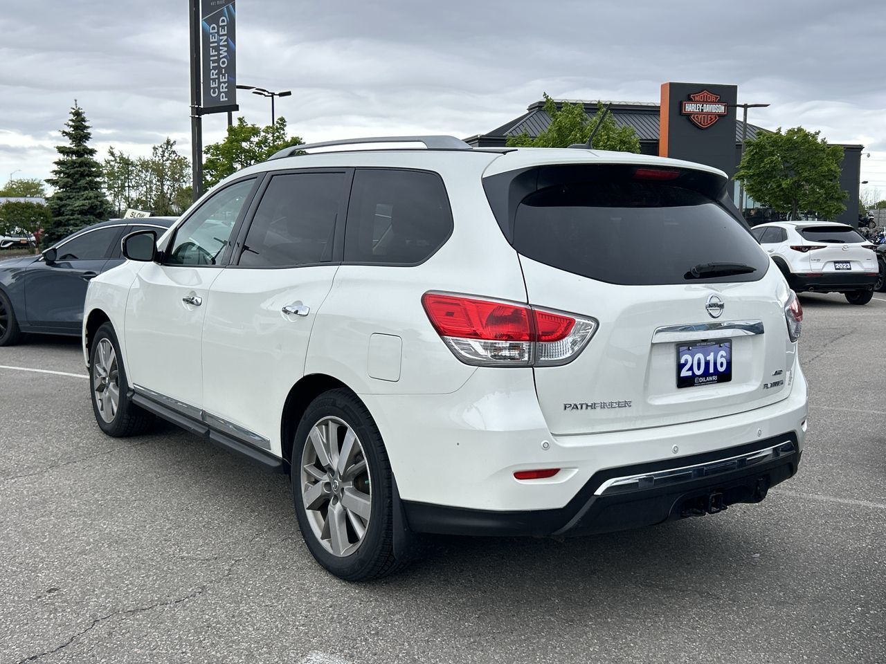 2016 Nissan Pathfinder in Mississauga, Ontario