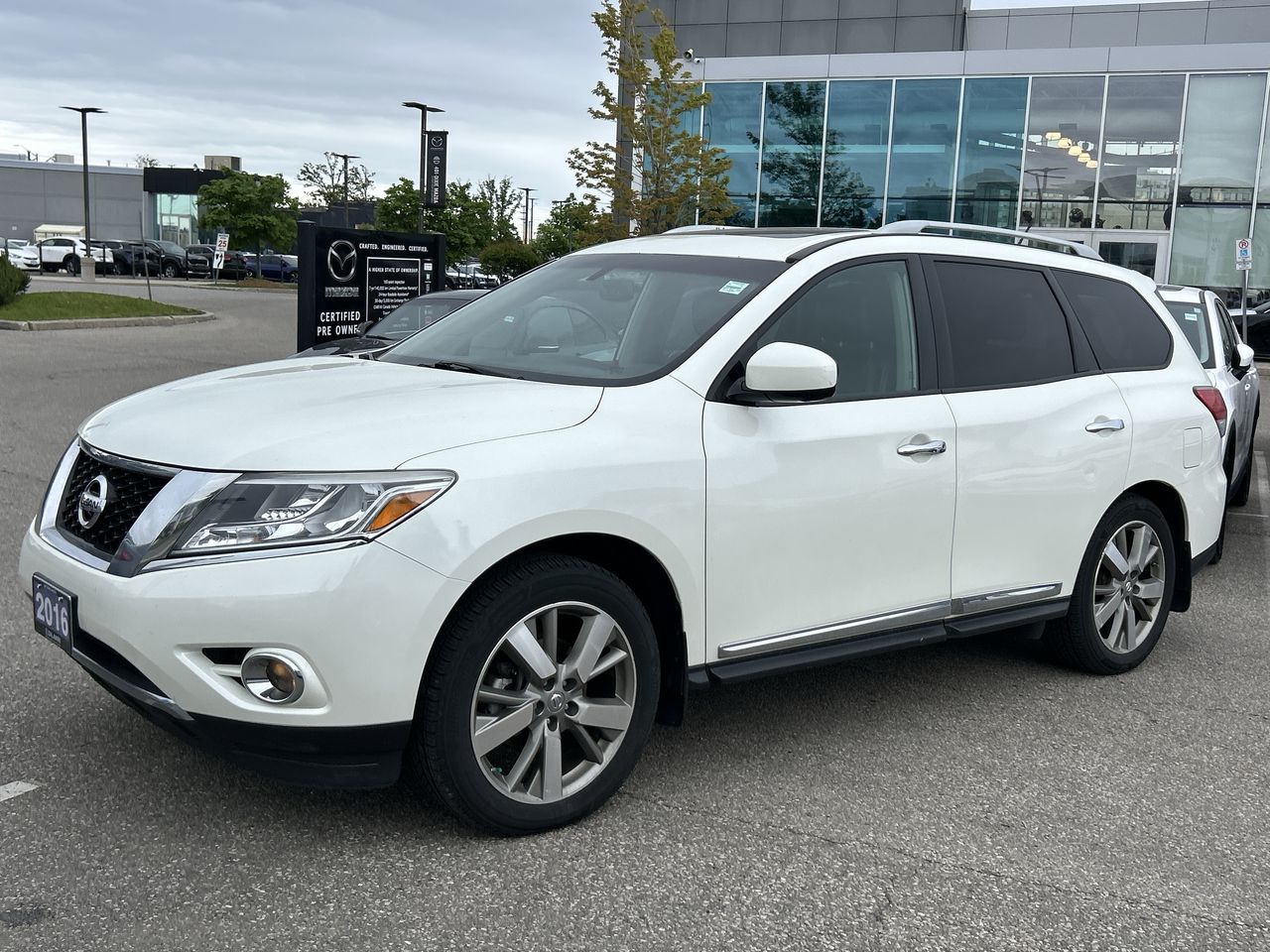 2016 Nissan Pathfinder in Mississauga, Ontario