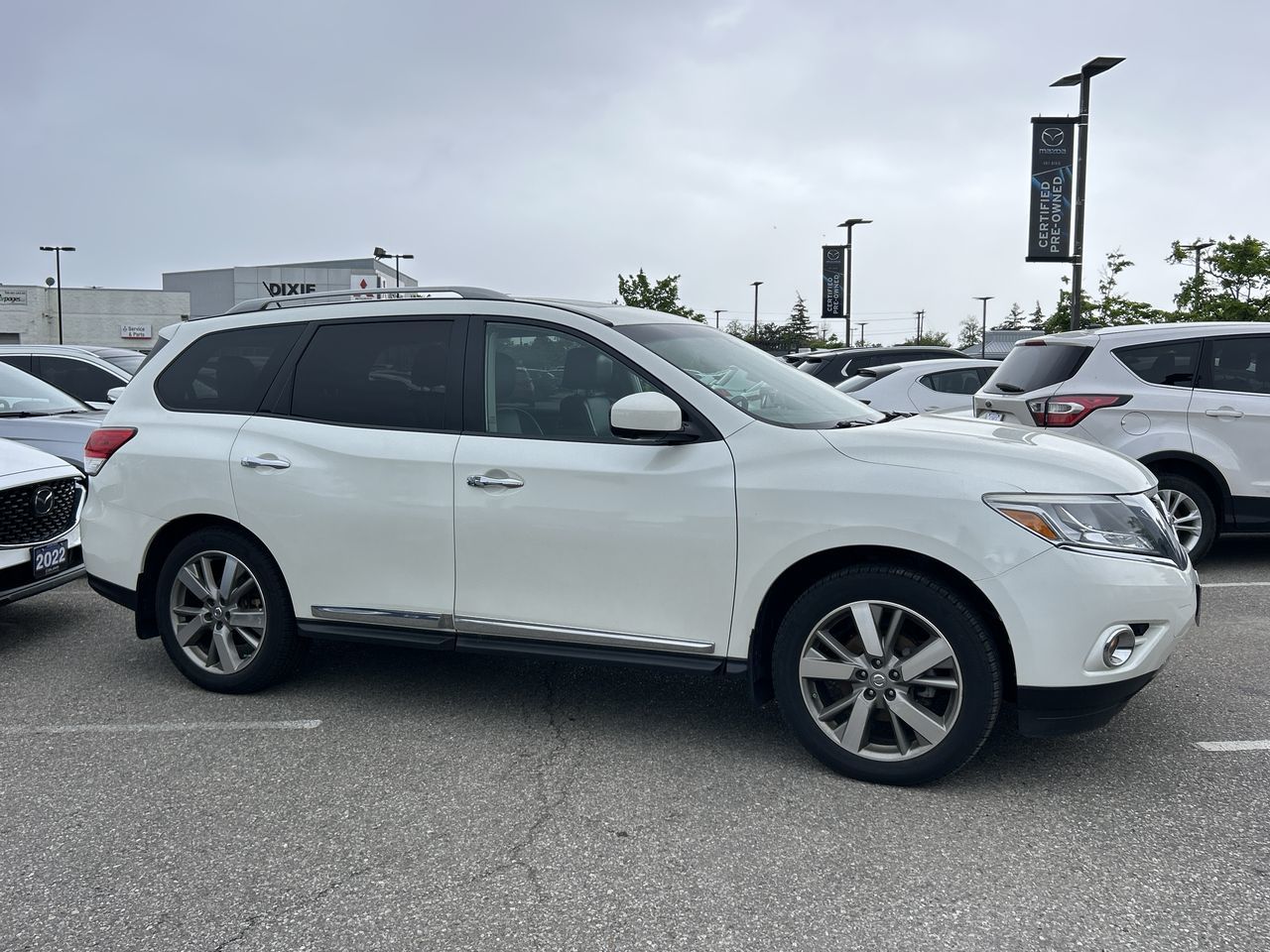 2016 Nissan Pathfinder in Mississauga, Ontario