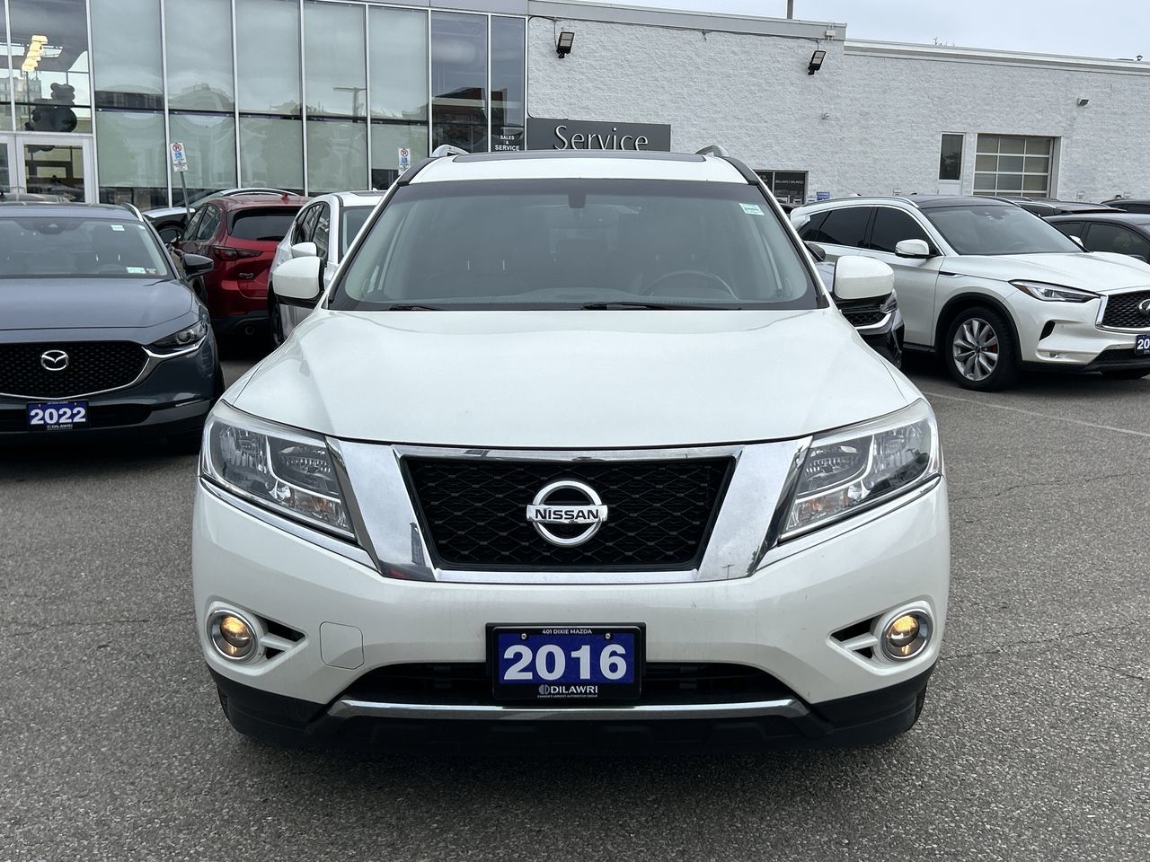2016 Nissan Pathfinder in Mississauga, Ontario