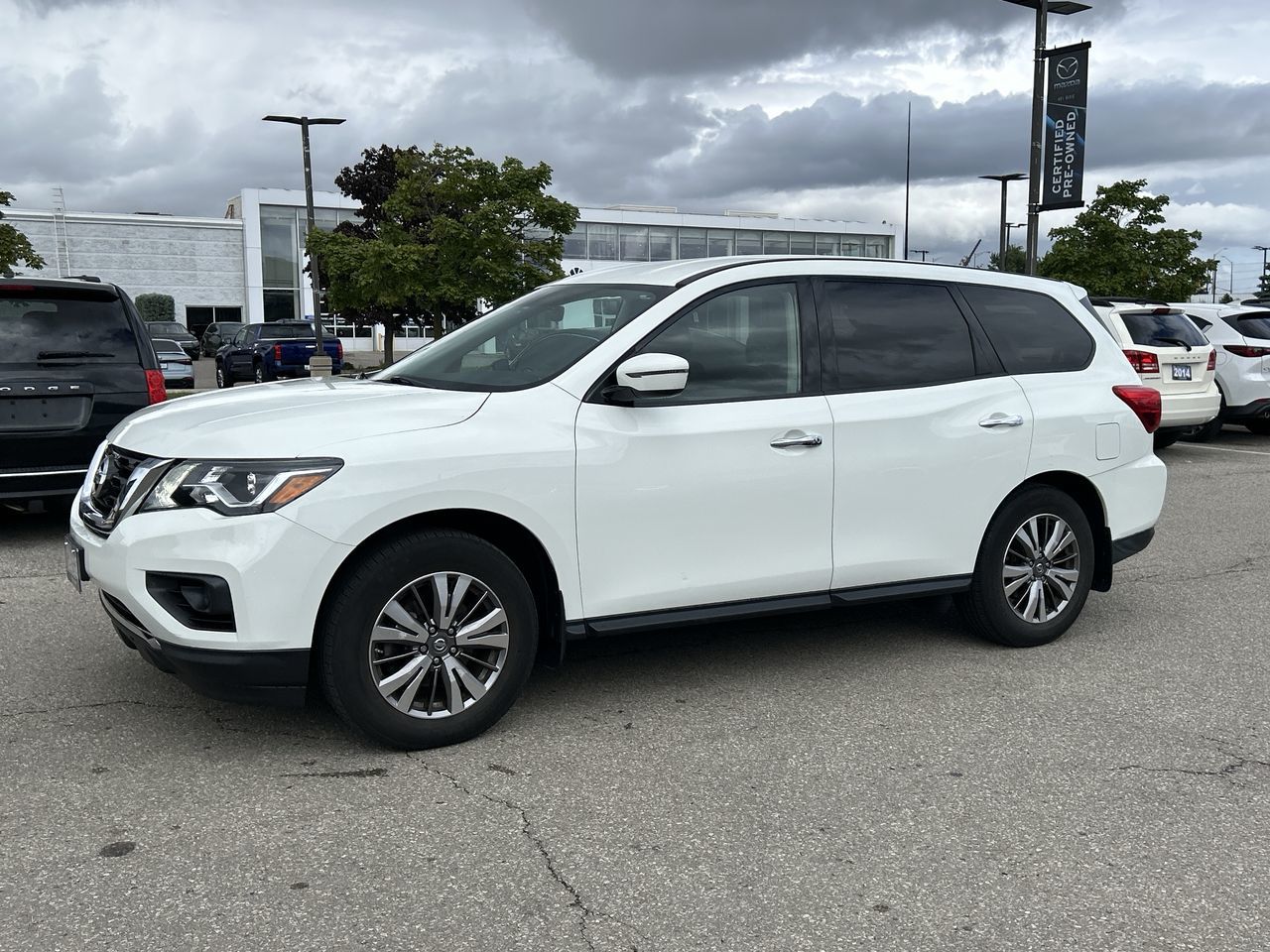 2018 Nissan Pathfinder in Mississauga, Ontario