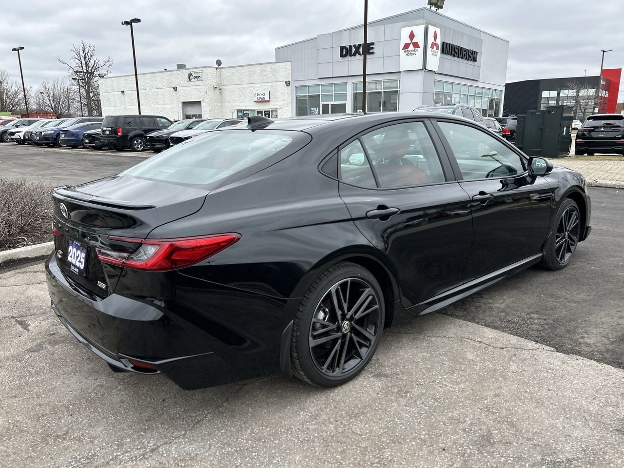 2025 Toyota Camry Hybrid