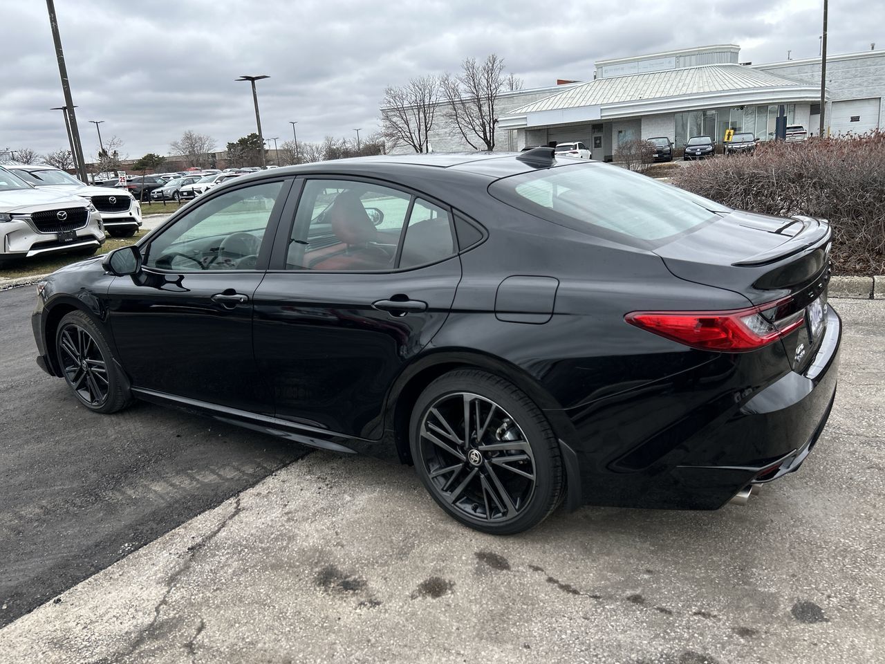 2025 Toyota Camry Hybrid