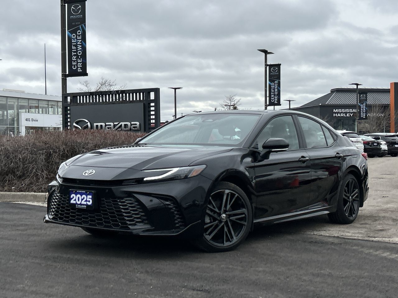 2025 Toyota Camry Hybrid