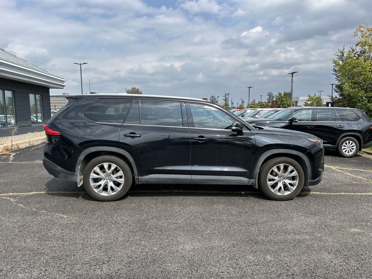 2024 Toyota GRAND HIGHLANDER HYBRID