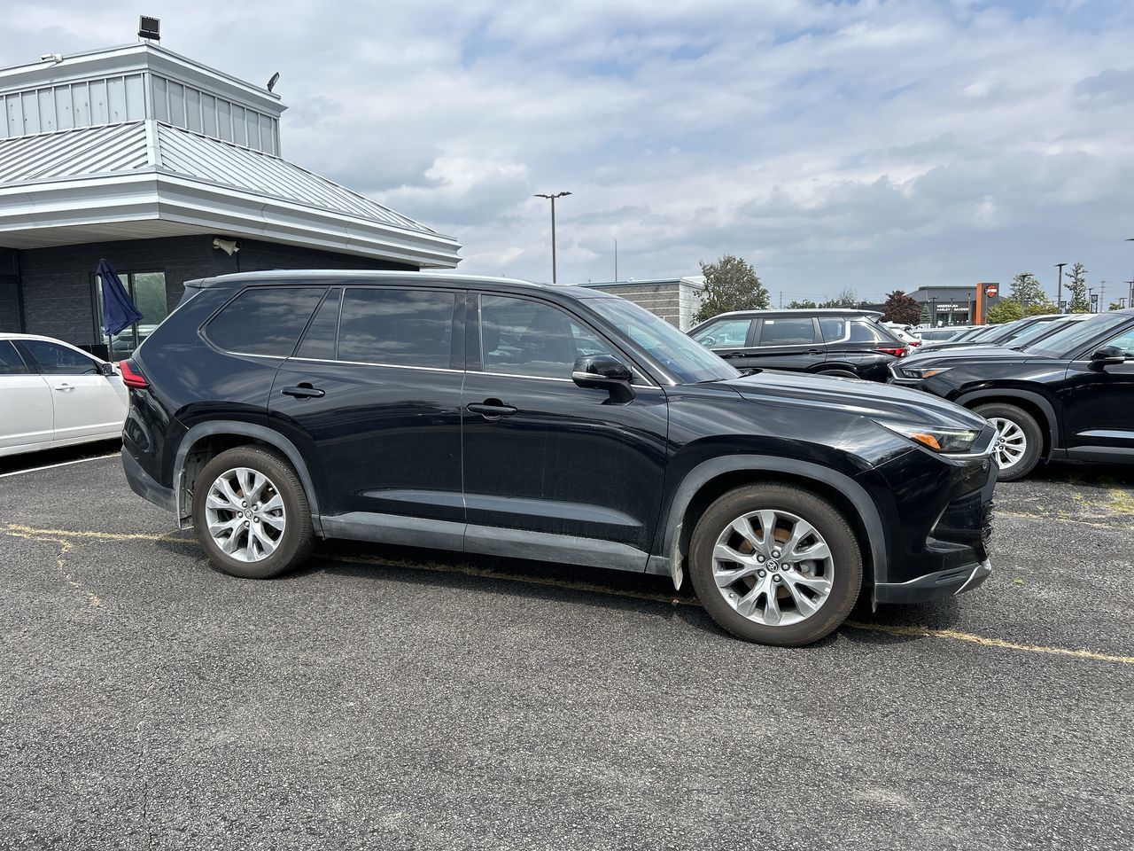 2024 Toyota GRAND HIGHLANDER HYBRID