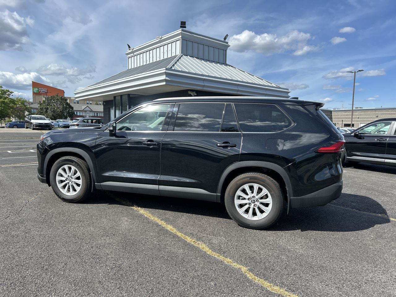 2024 Toyota Grand Highlander in Mississauga, Ontario