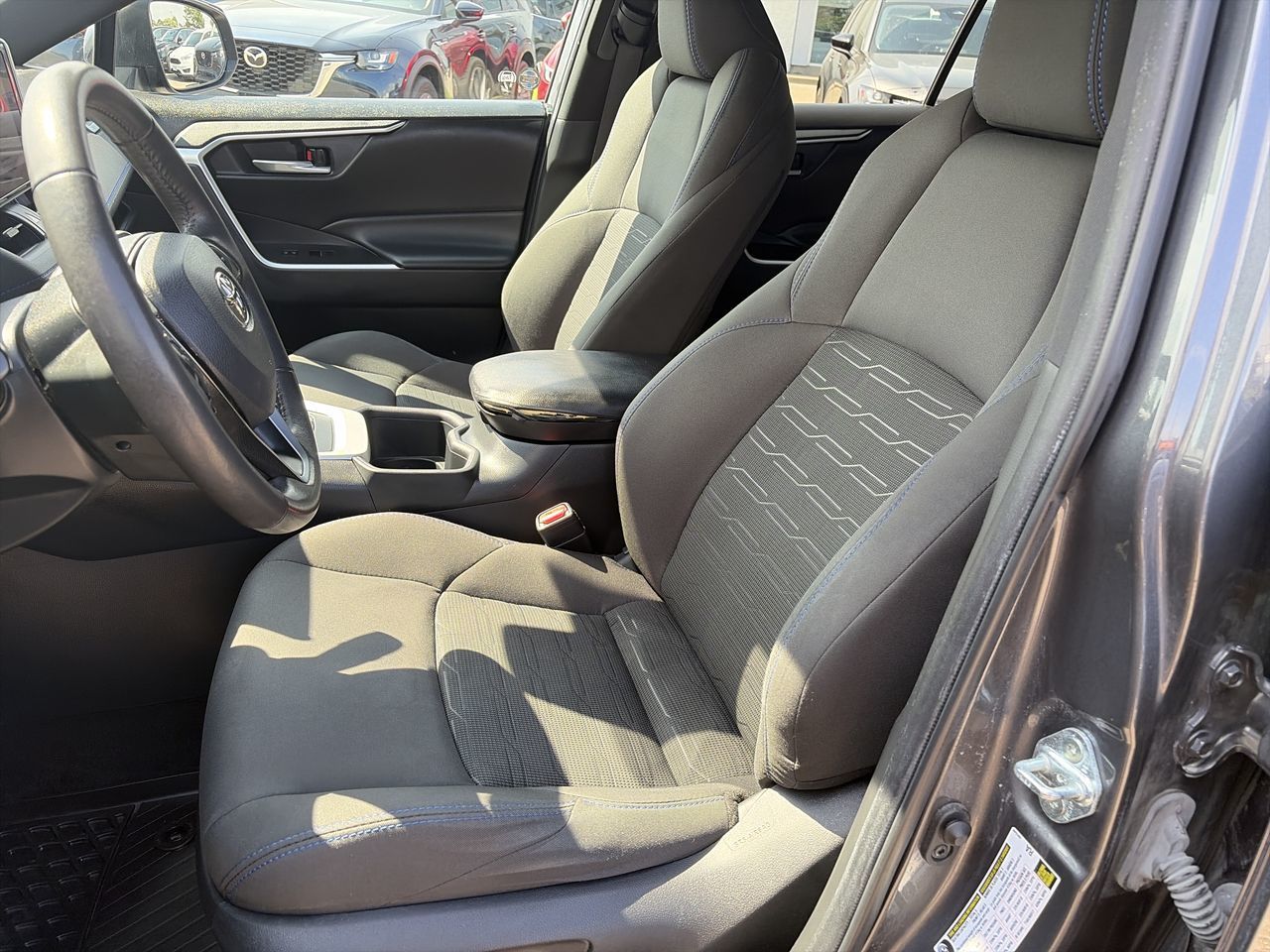 Toyota RAV4 Hybrid  2023