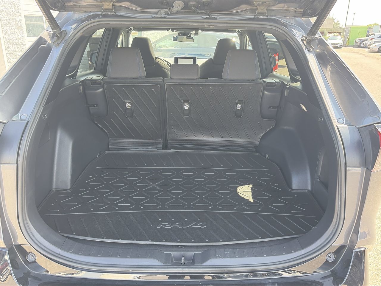 Toyota RAV4 Hybrid  2023