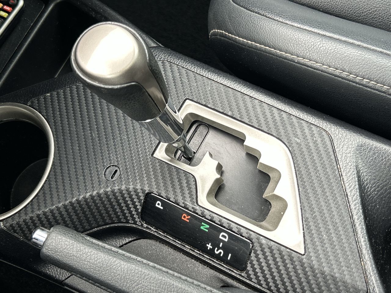 Toyota RAV4  2014