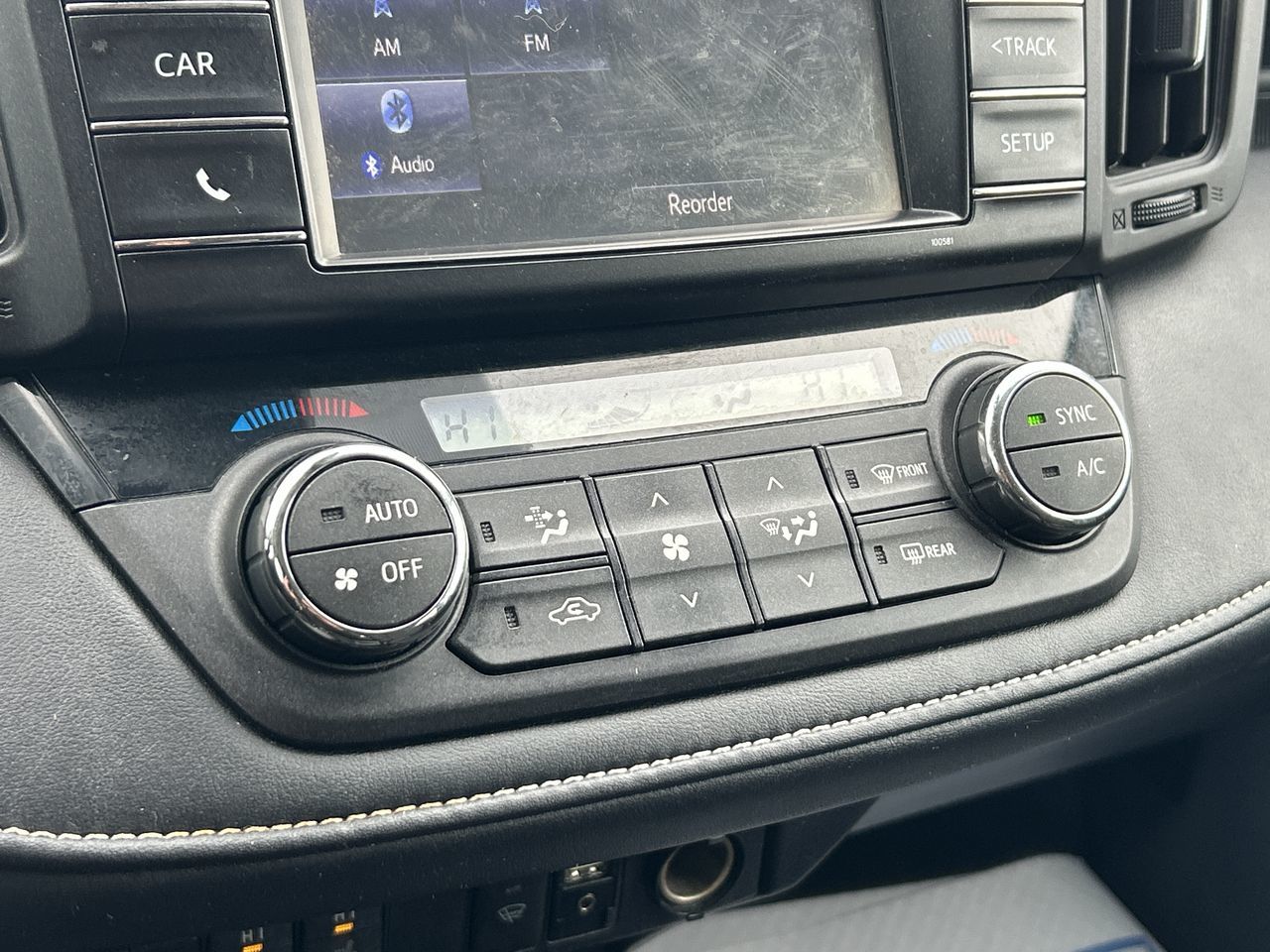 Toyota RAV4  2017 à Mississauga, Ontario