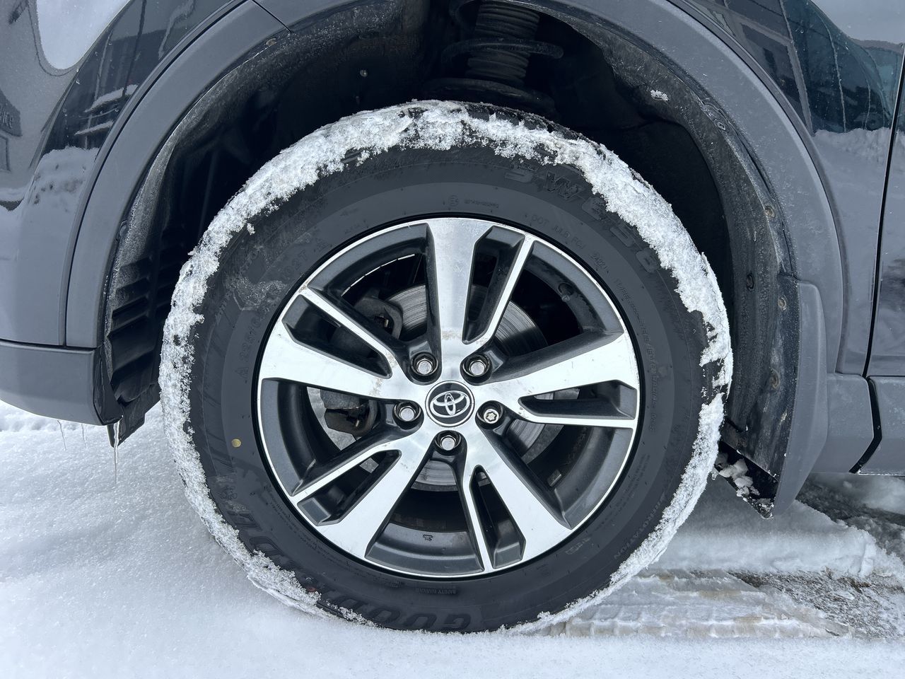 Toyota RAV4  2017 à Mississauga, Ontario