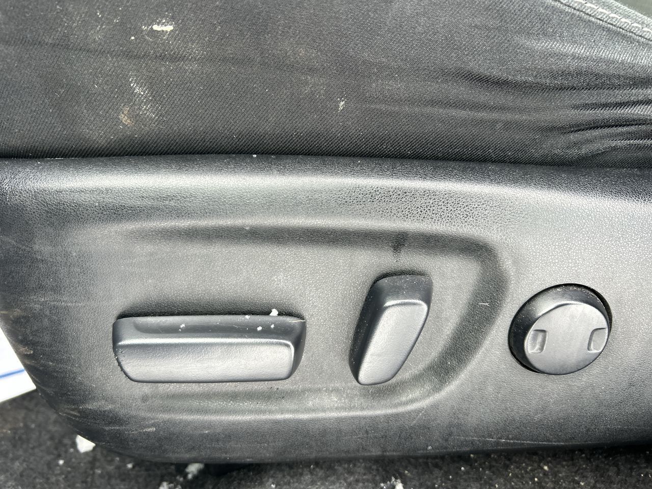 Toyota RAV4  2017 à Mississauga, Ontario