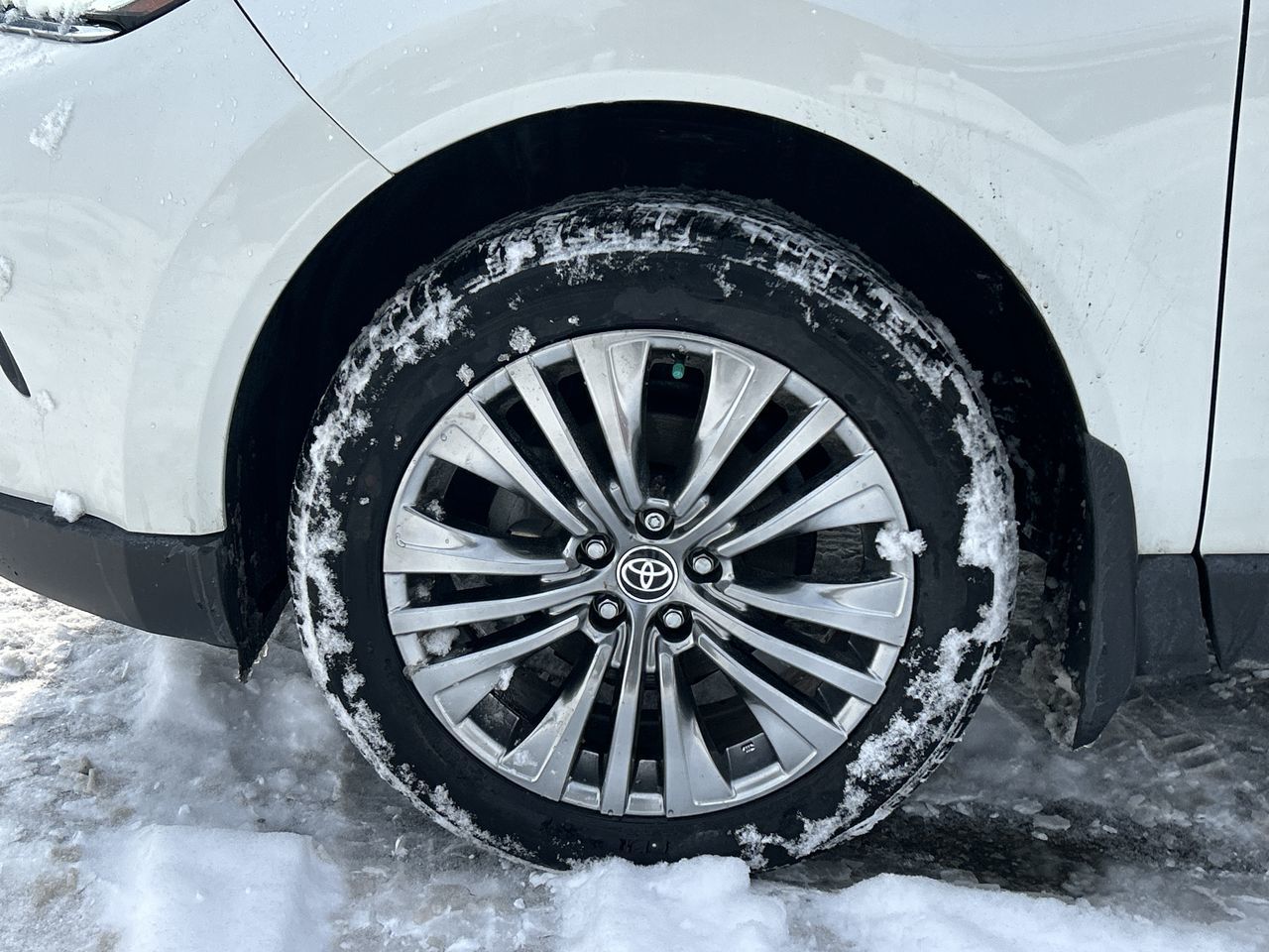 2022 Toyota Venza Hybrid