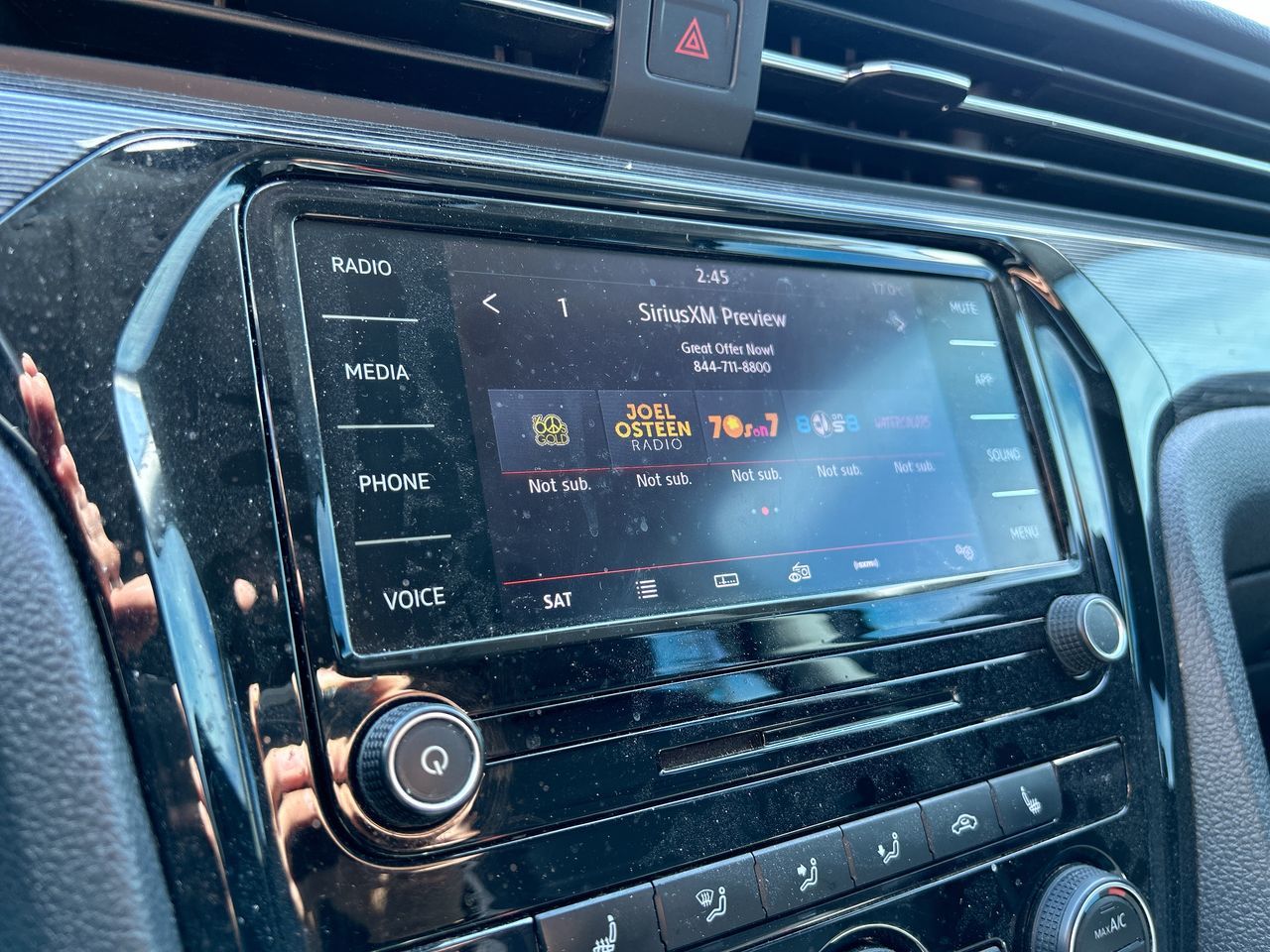2020 Volkswagen Passat in Mississauga, Ontario
