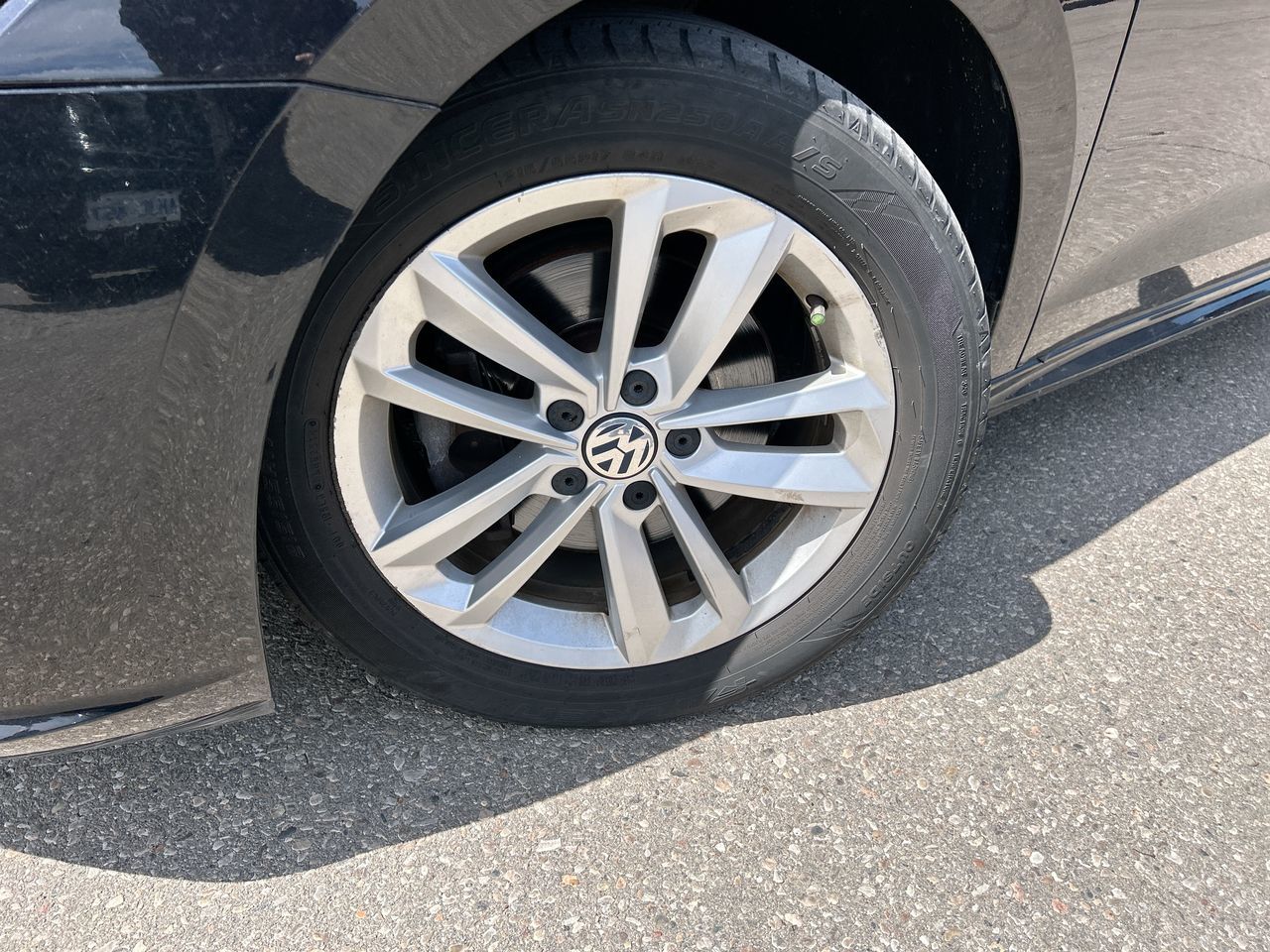 2020 Volkswagen Passat in Mississauga, Ontario