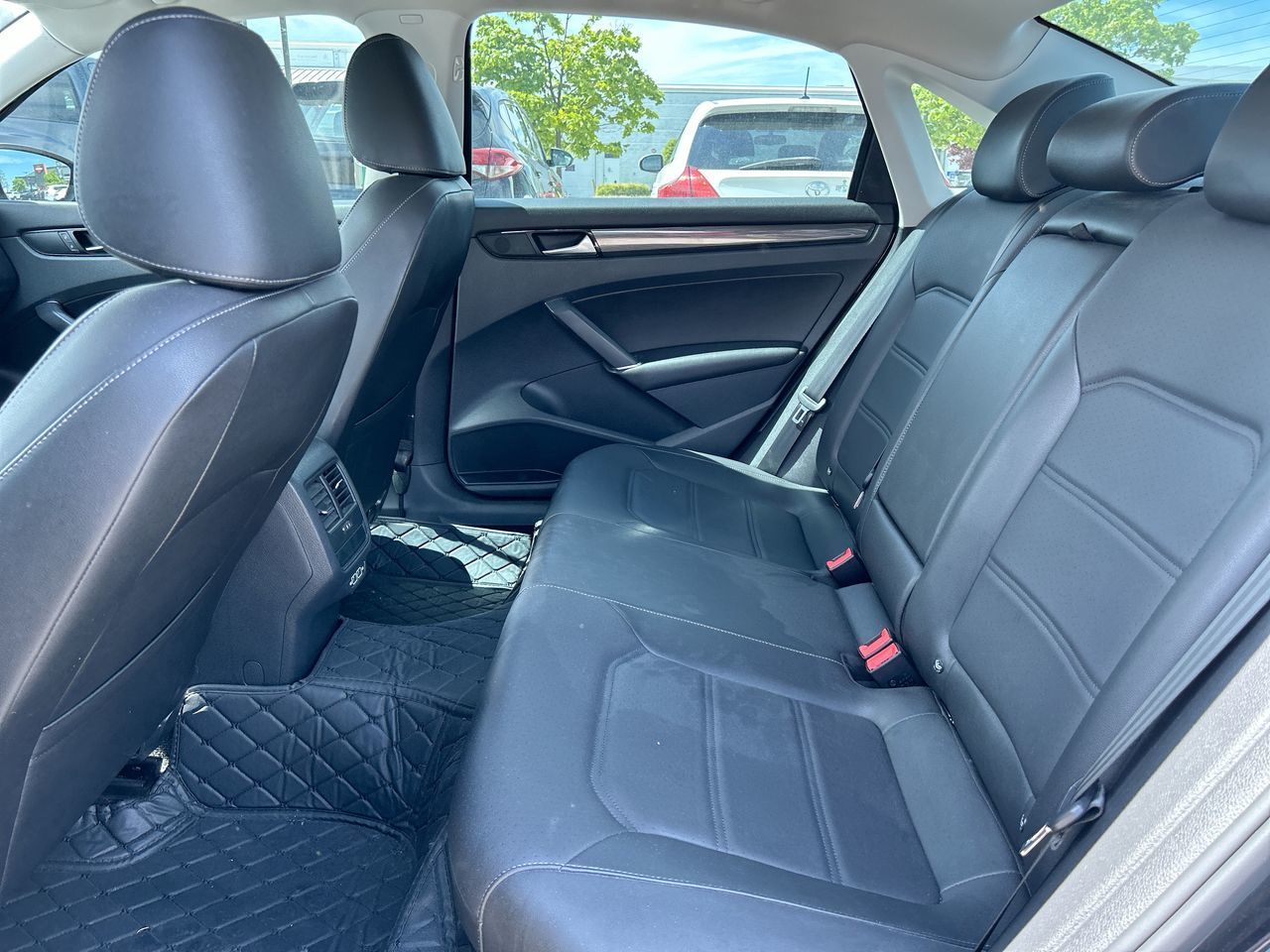 2020 Volkswagen Passat in Mississauga, Ontario