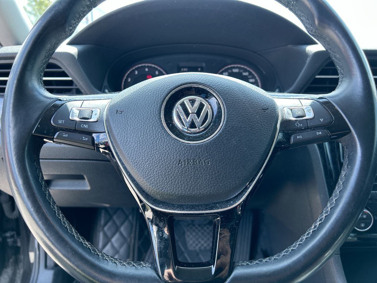 2020 Volkswagen Passat in Mississauga, Ontario