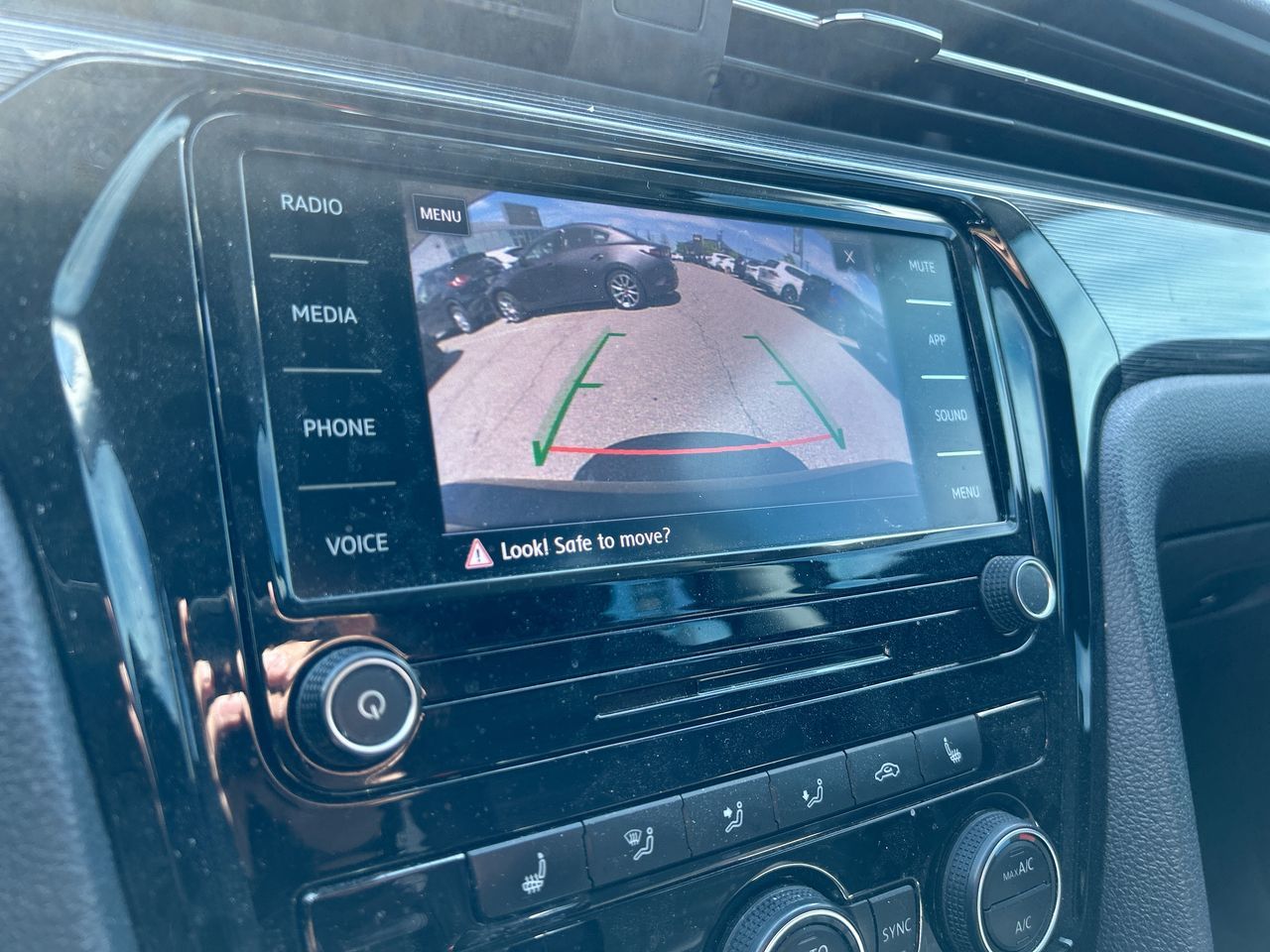 2020 Volkswagen Passat in Mississauga, Ontario