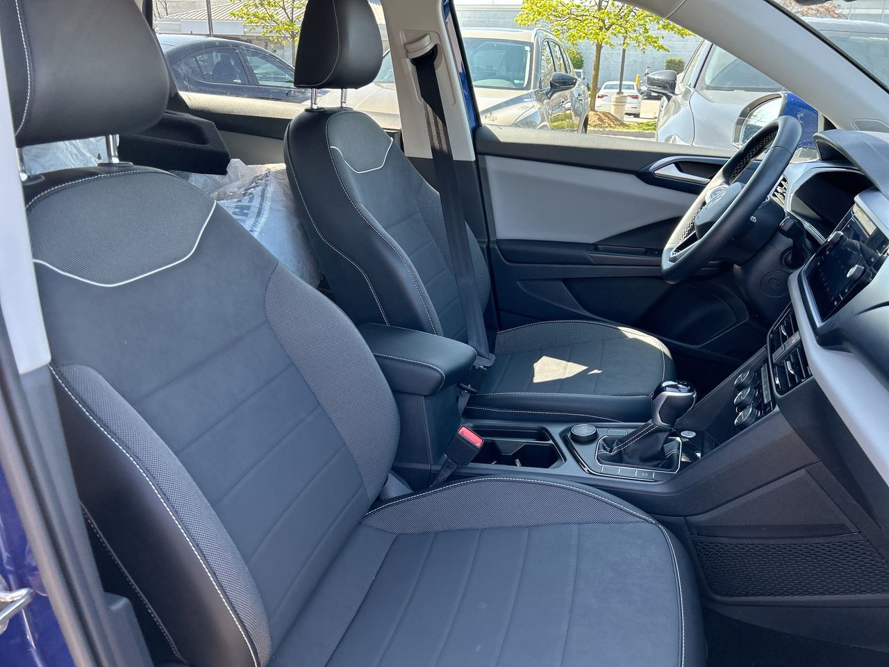 2023 Volkswagen Taos in Mississauga, Ontario