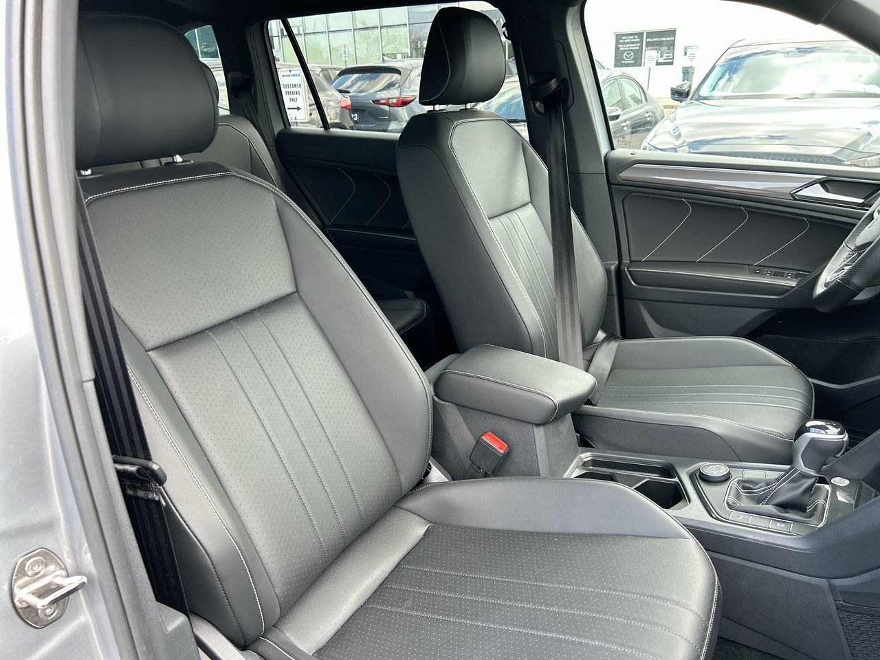 Volkswagen Tiguan  2023 à Mississauga, Ontario