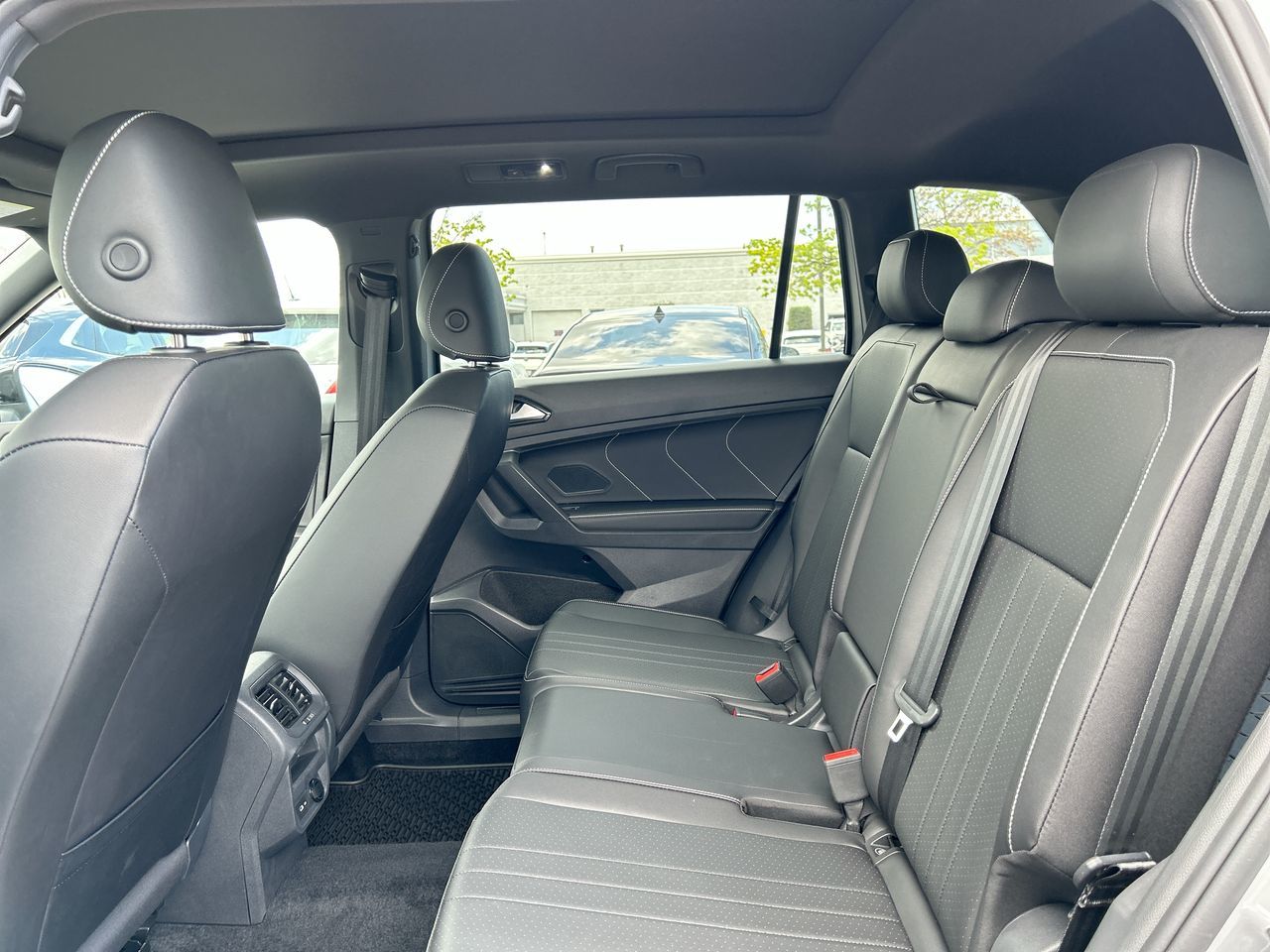 Volkswagen Tiguan  2023 à Mississauga, Ontario