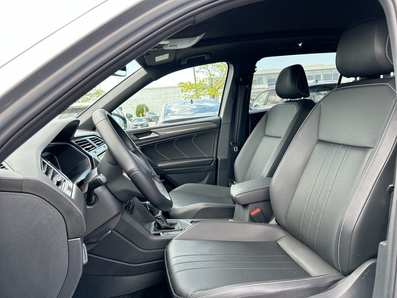 Volkswagen Tiguan  2023 à Mississauga, Ontario