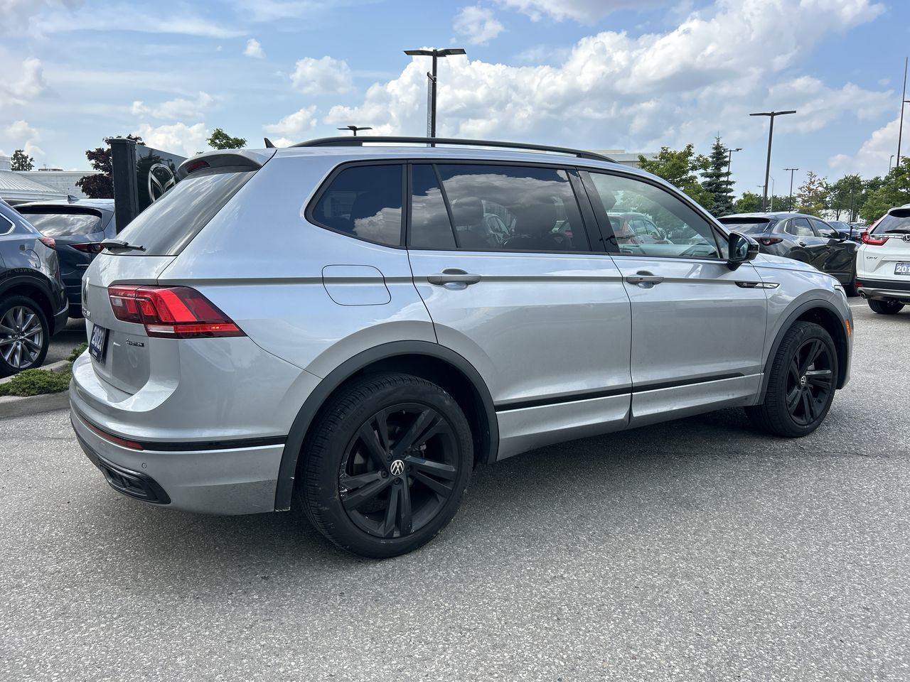 2023 Volkswagen Tiguan in Mississauga, Ontario