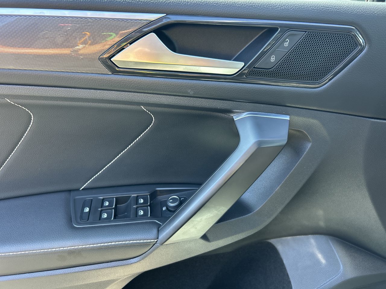 Volkswagen Tiguan  2023