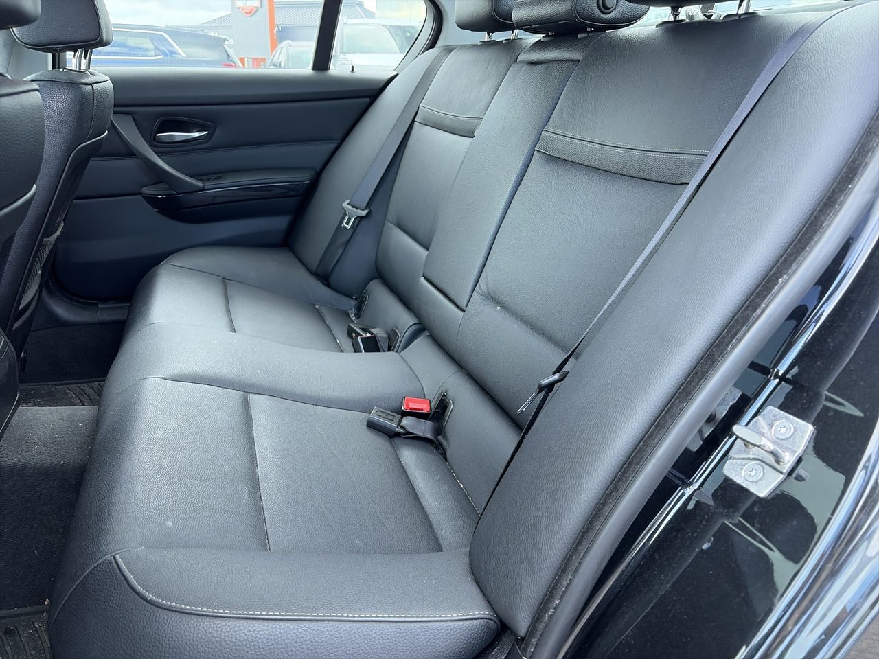 2009 BMW 328i
