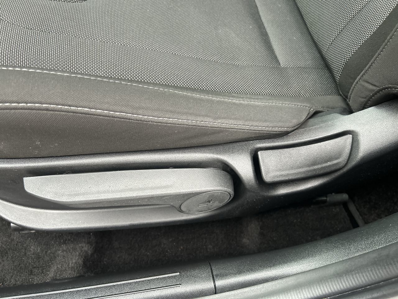 2023 Hyundai Elantra in Mississauga, Ontario