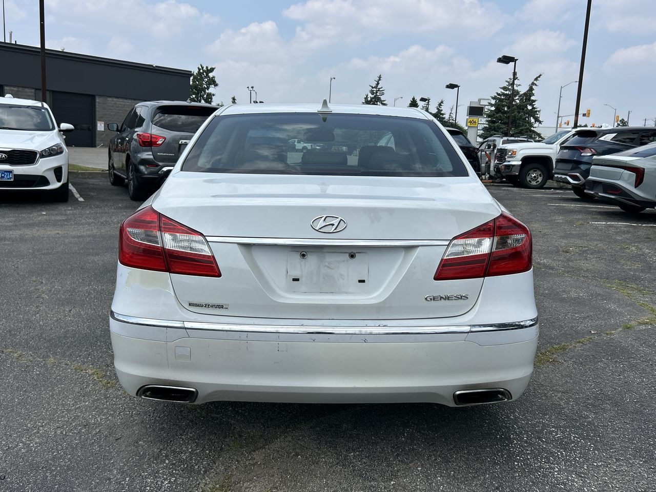 2012 Hyundai Genesis in Mississauga, Ontario