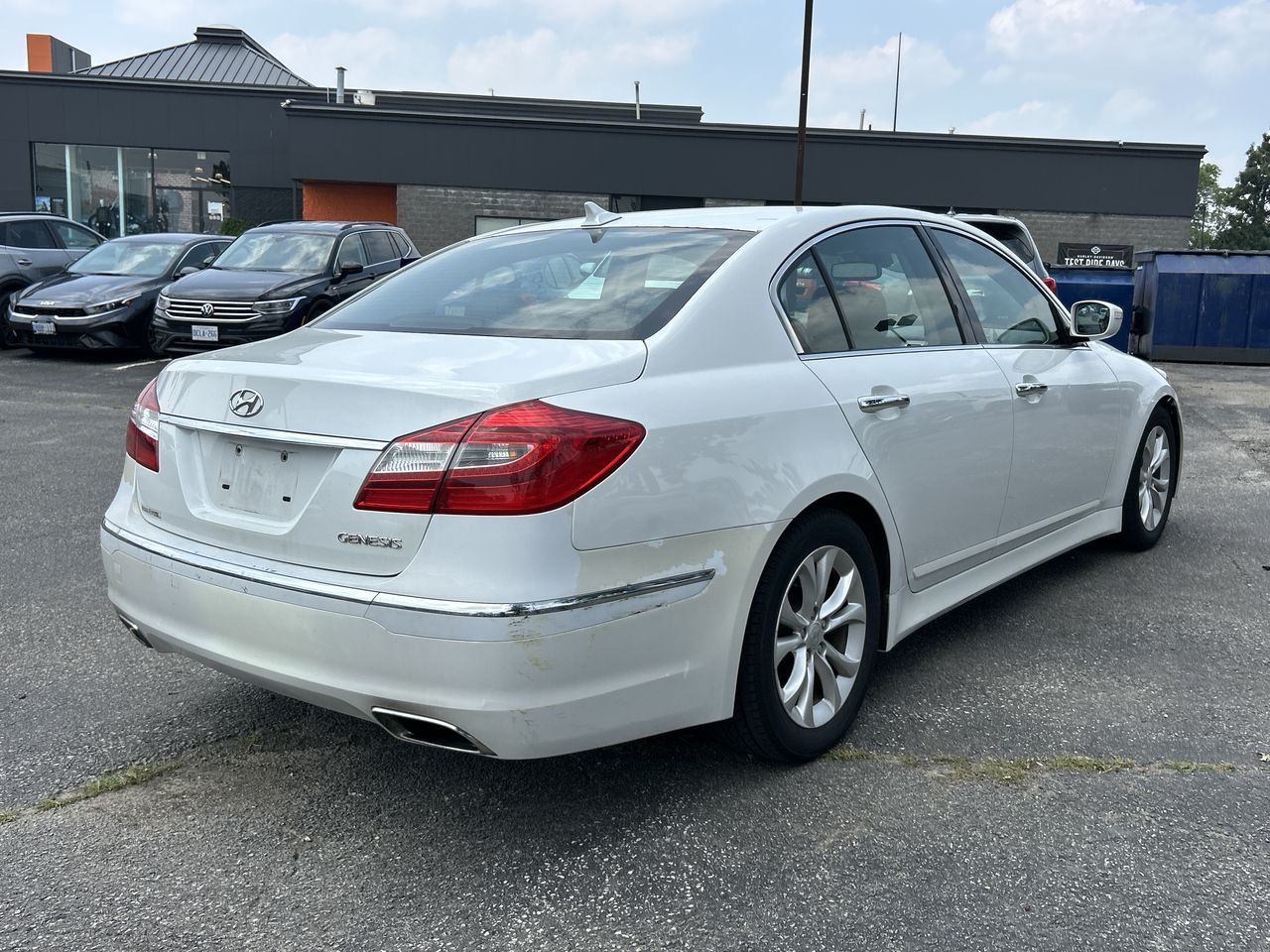 2012 Hyundai Genesis in Mississauga, Ontario