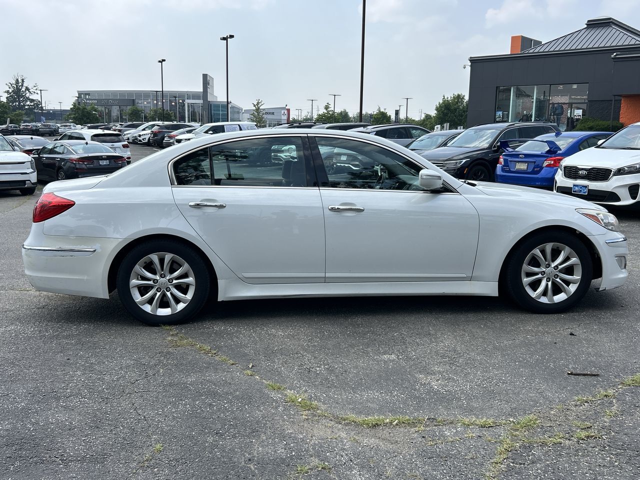 2012 Hyundai Genesis in Mississauga, Ontario