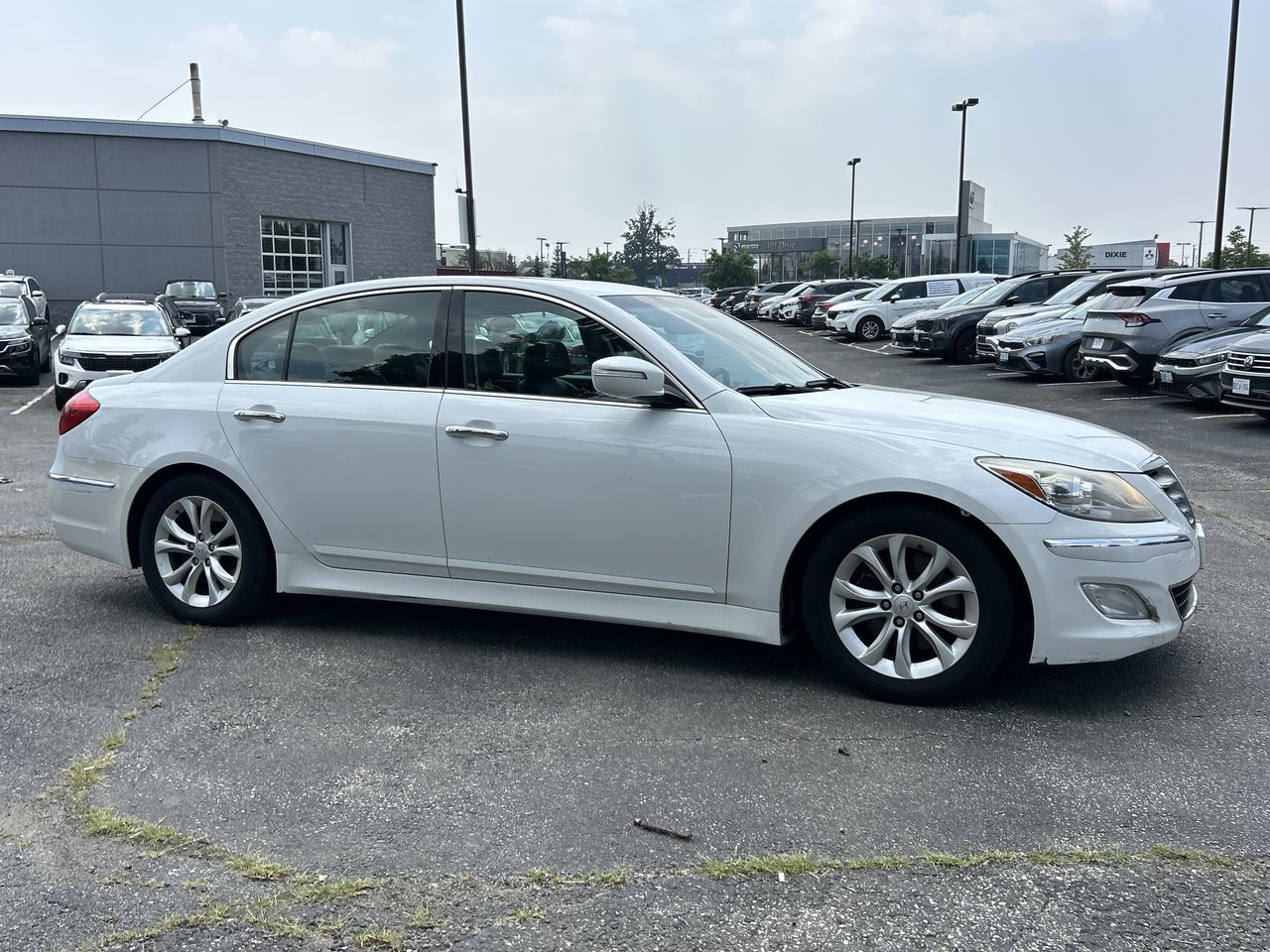 2012 Hyundai Genesis in Mississauga, Ontario