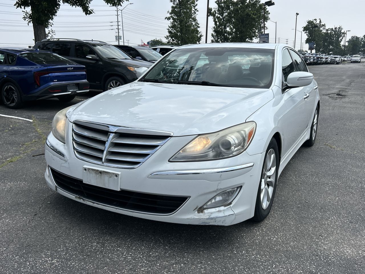 2012 Hyundai Genesis in Mississauga, Ontario