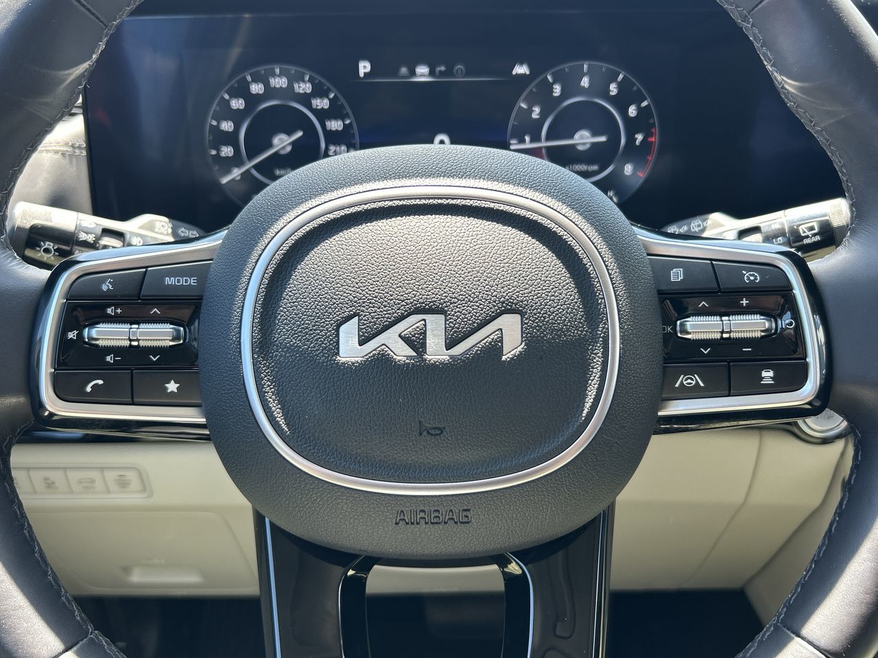 2024 Kia Carnival in Mississauga, Ontario