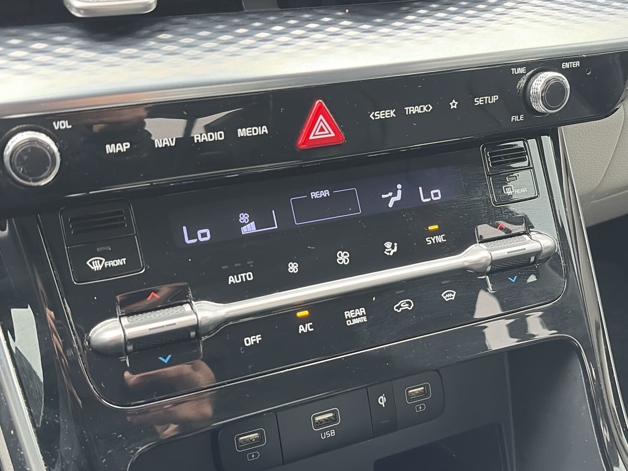 2024 Kia Carnival