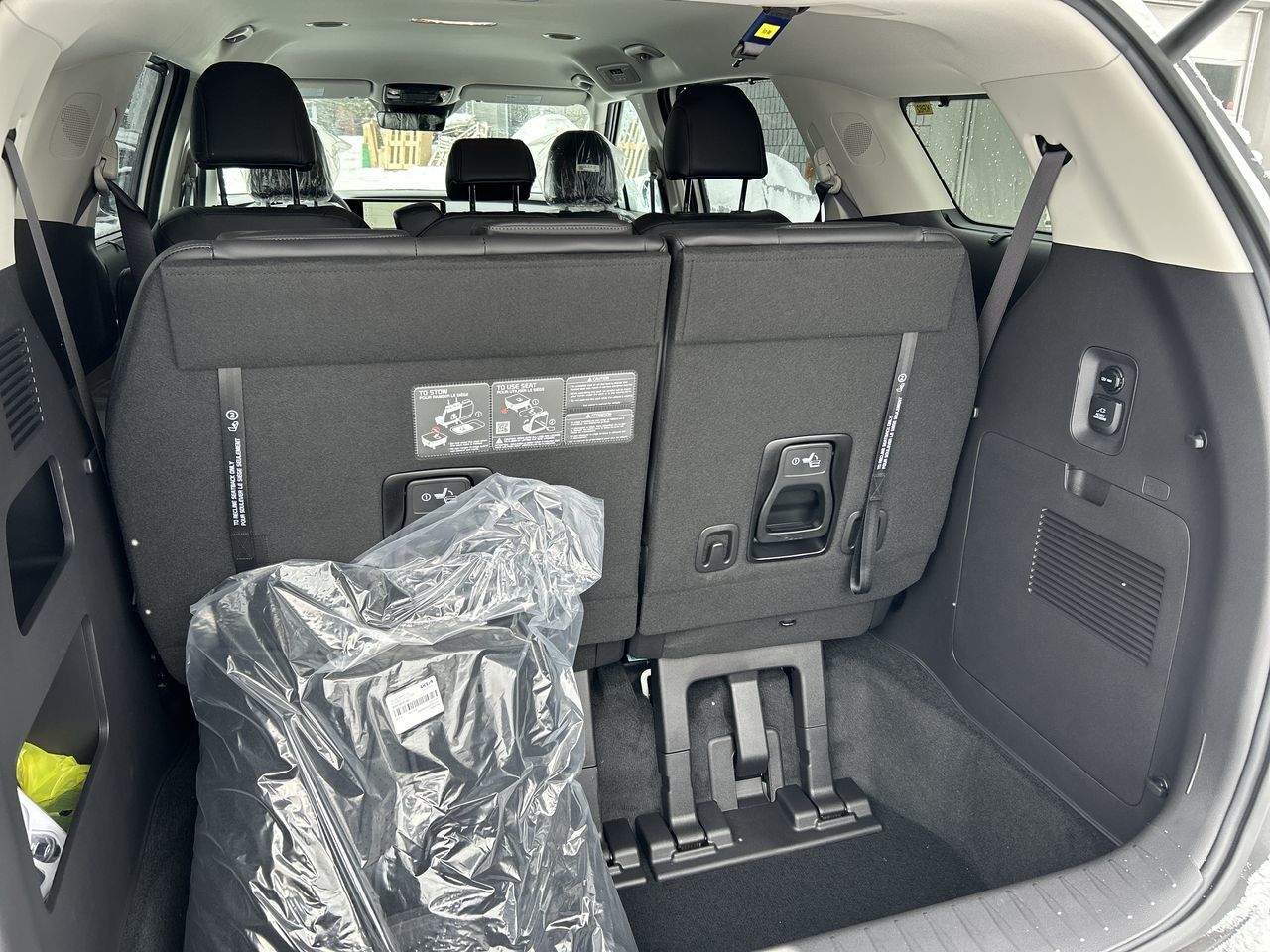 2026 Kia Carnival in Mississauga, Ontario