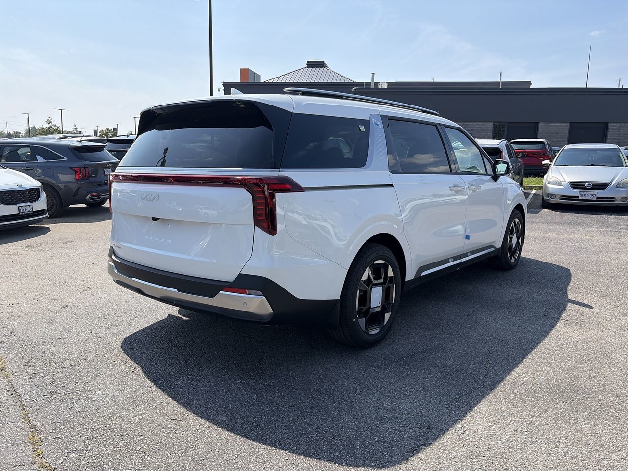 2027 Kia Carnival