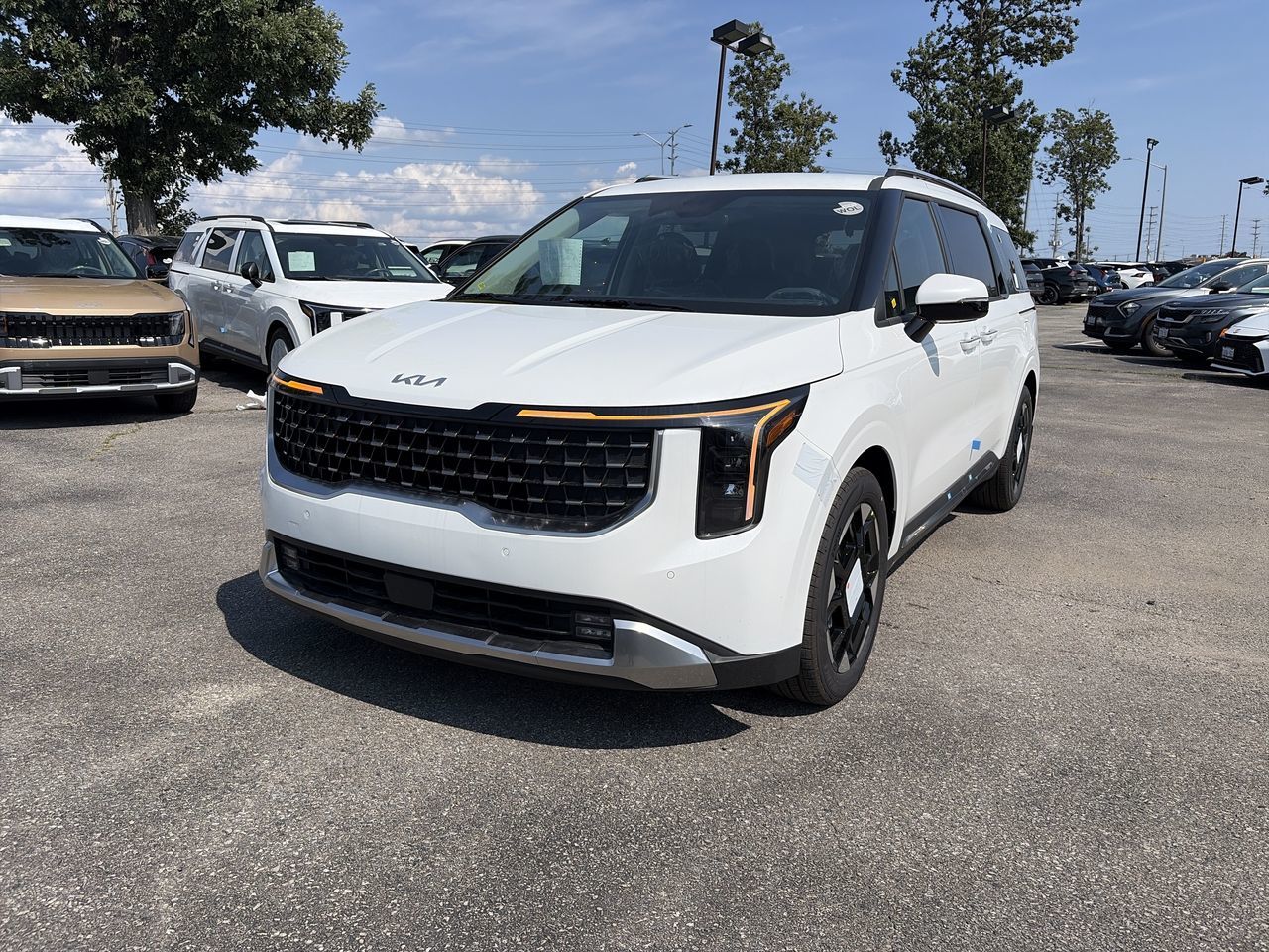 2027 Kia Carnival