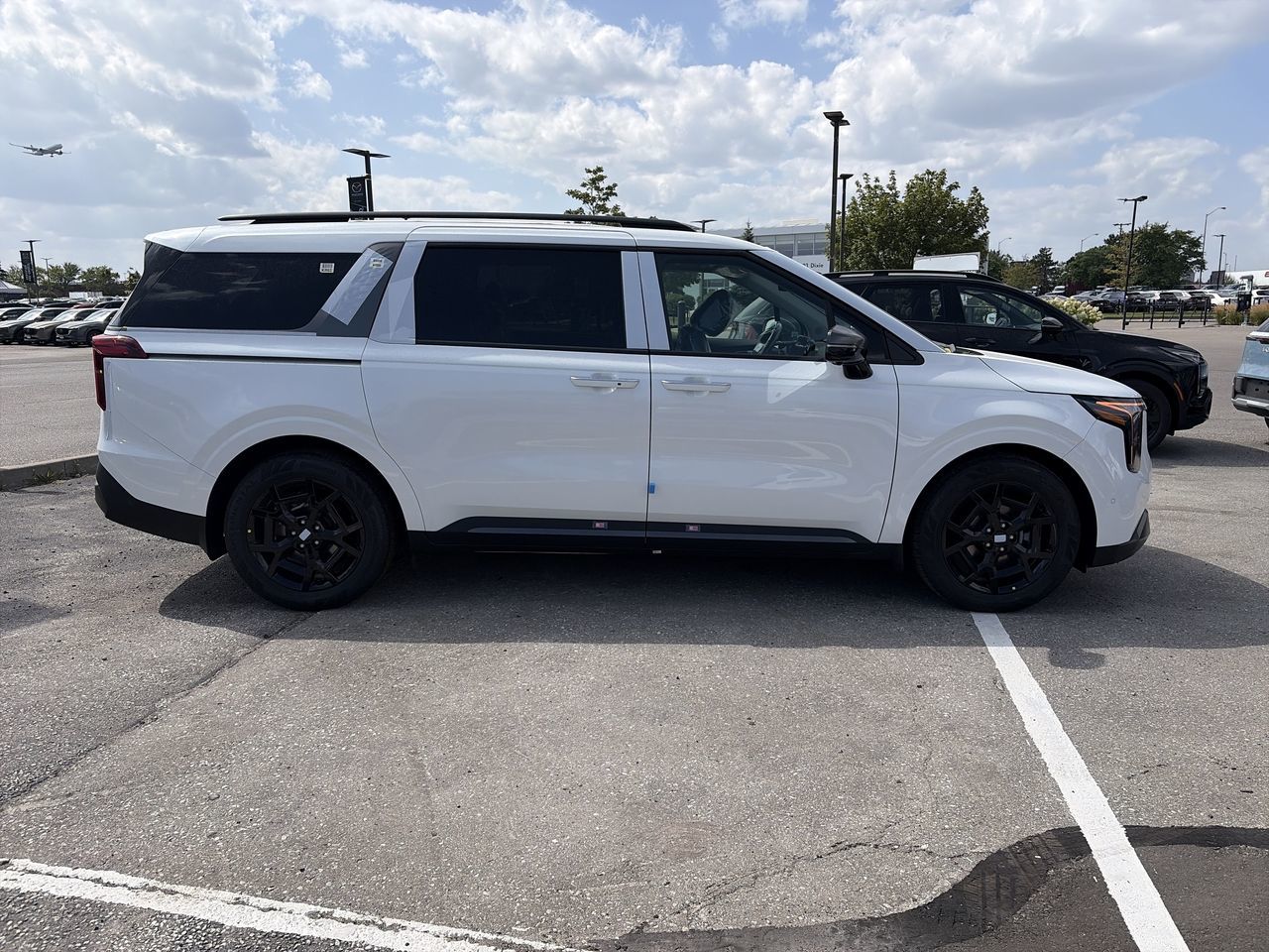 2027 Kia Carnival