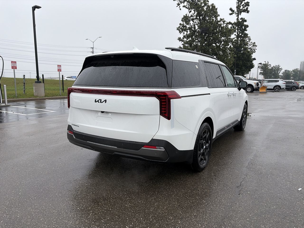 2027 Kia Carnival