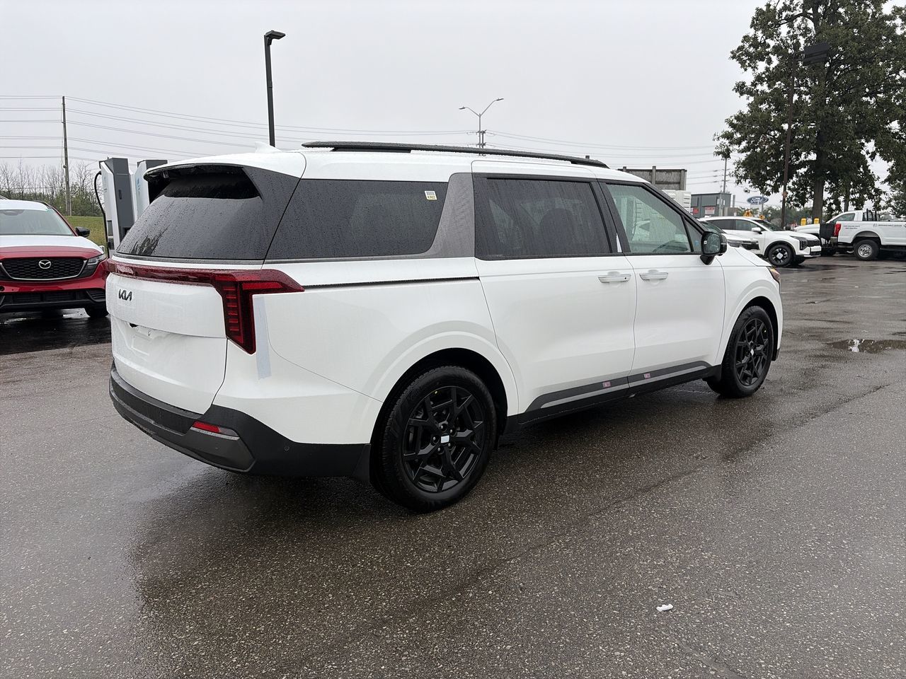 2027 Kia Carnival