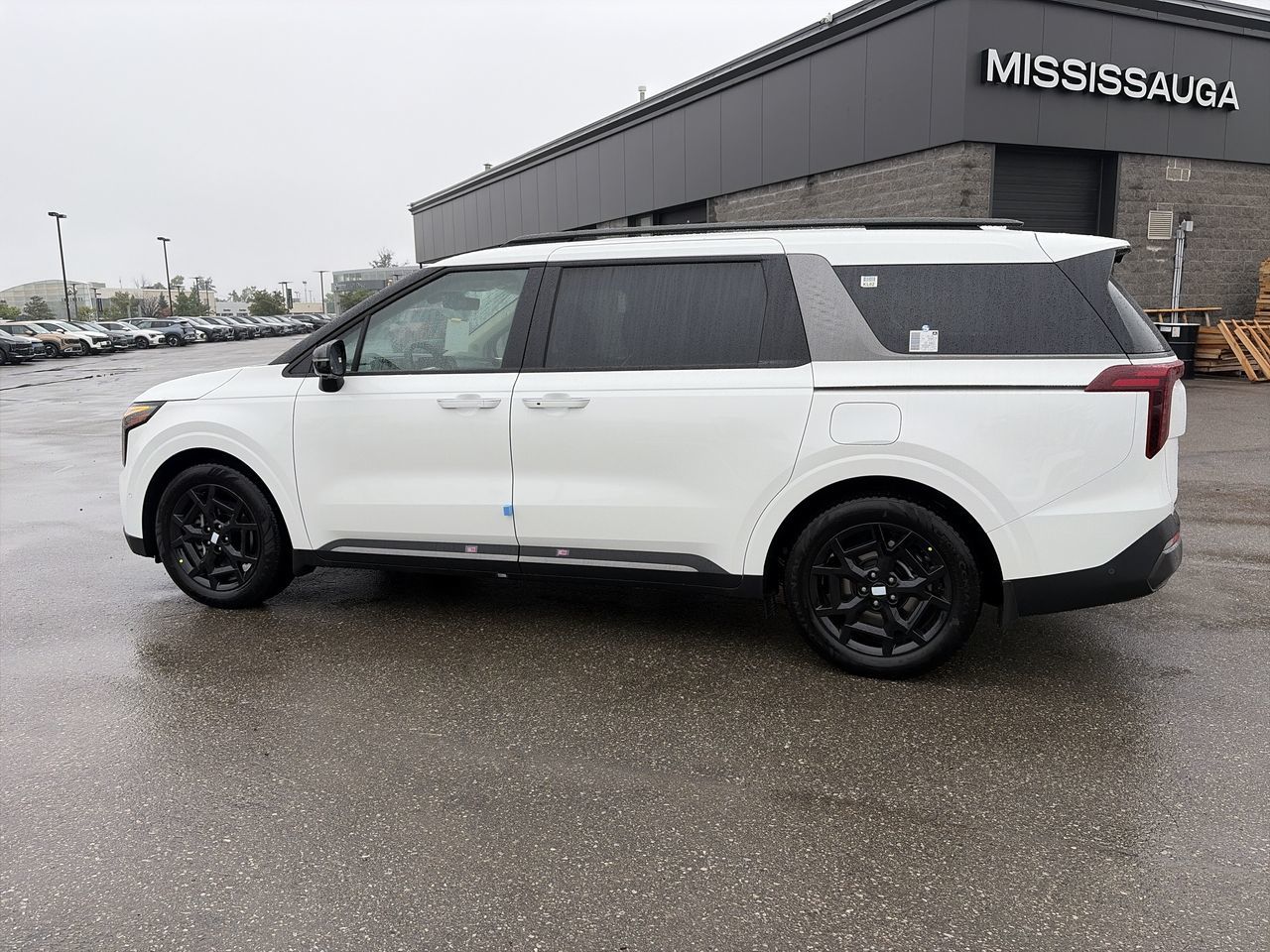 2027 Kia Carnival