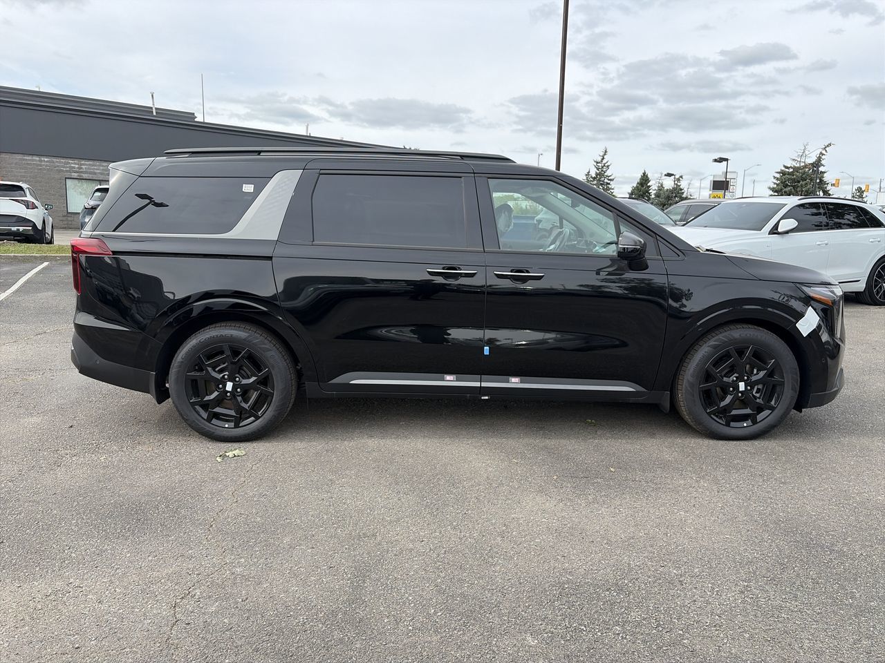 Kia Carnival  2027 à Mississauga, Ontario