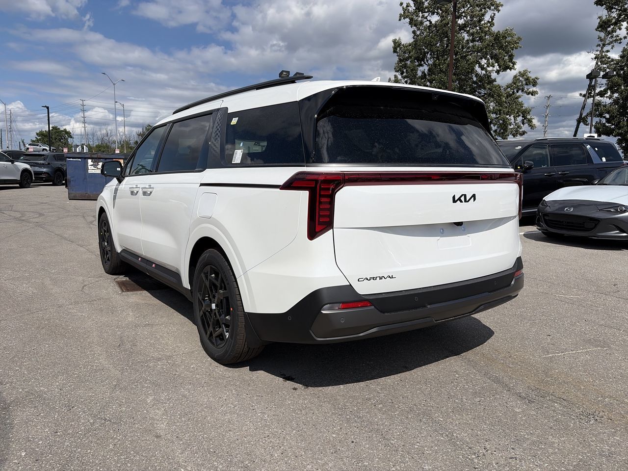 2027 Kia Carnival in Mississauga, Ontario
