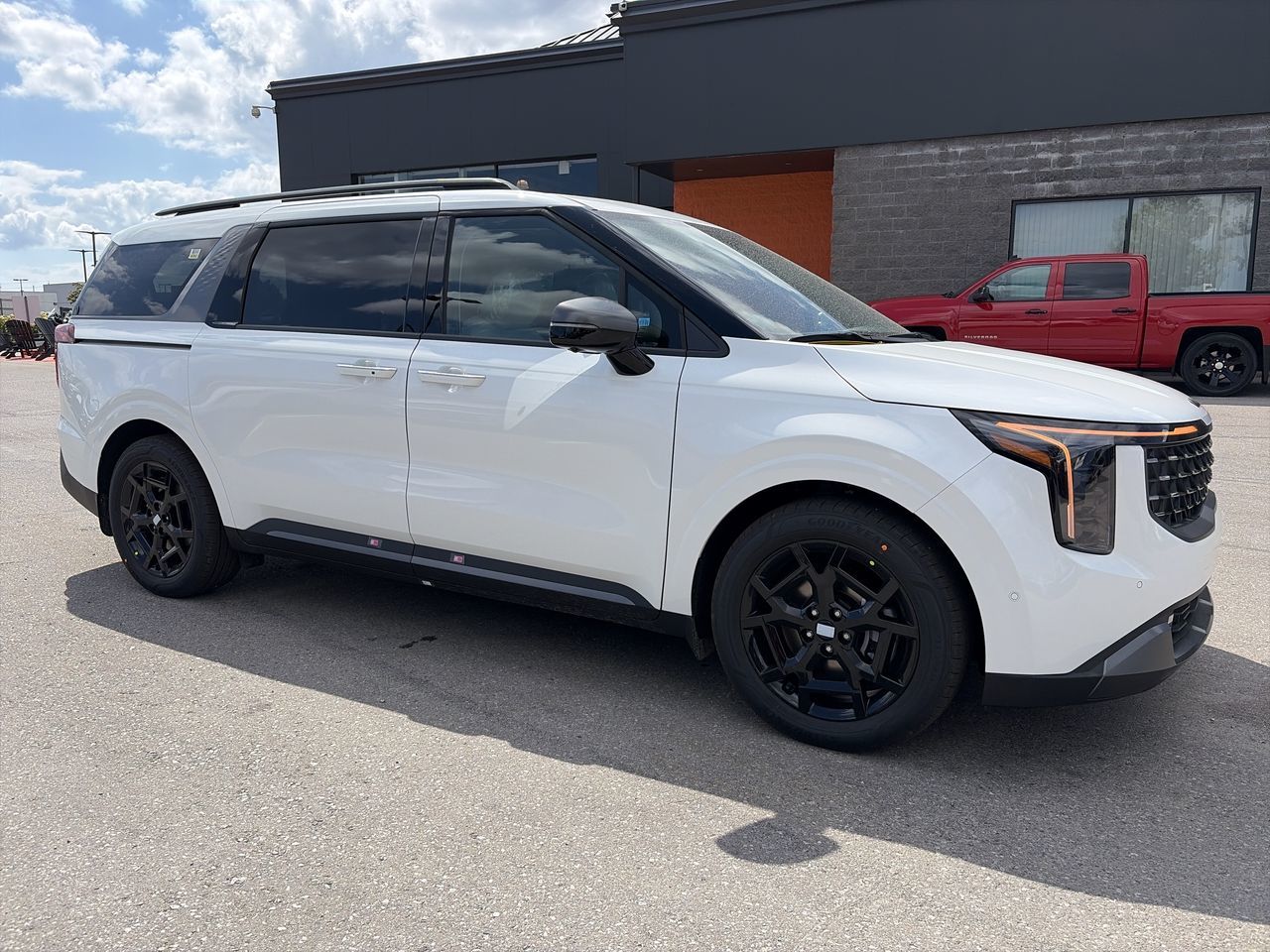 2027 Kia Carnival in Mississauga, Ontario