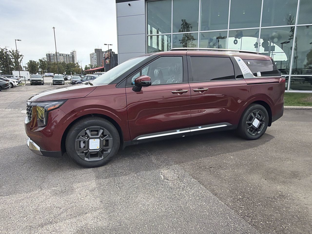 2027 Kia Carnival