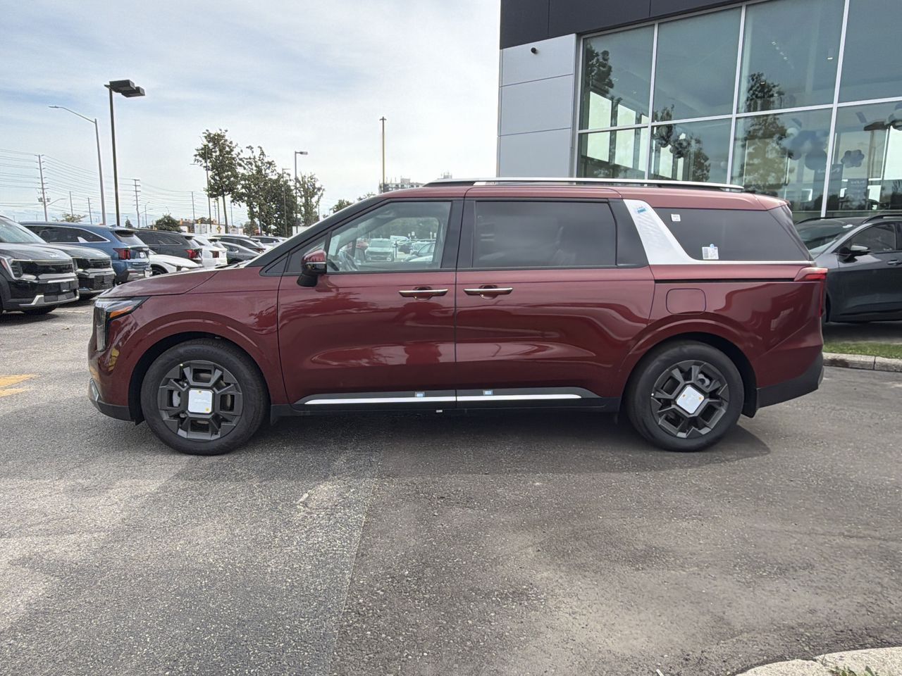 2027 Kia Carnival